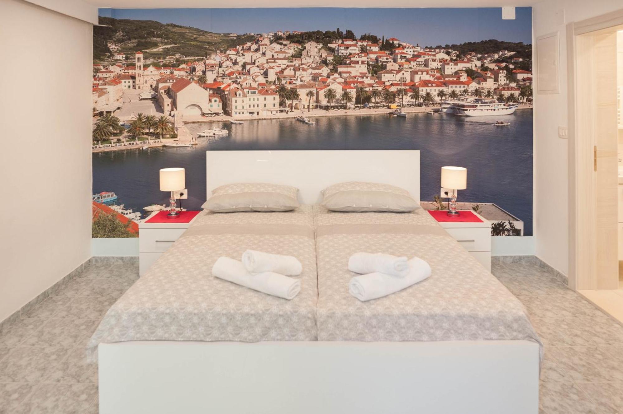 Apartments Majic 2 Hvar Town Buitenkant foto